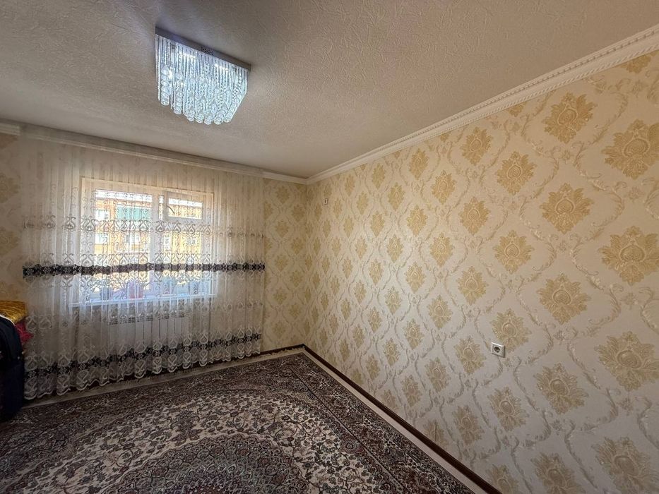 "Sergili" sputnik 16a 2 Xonali uy sotiladi!!