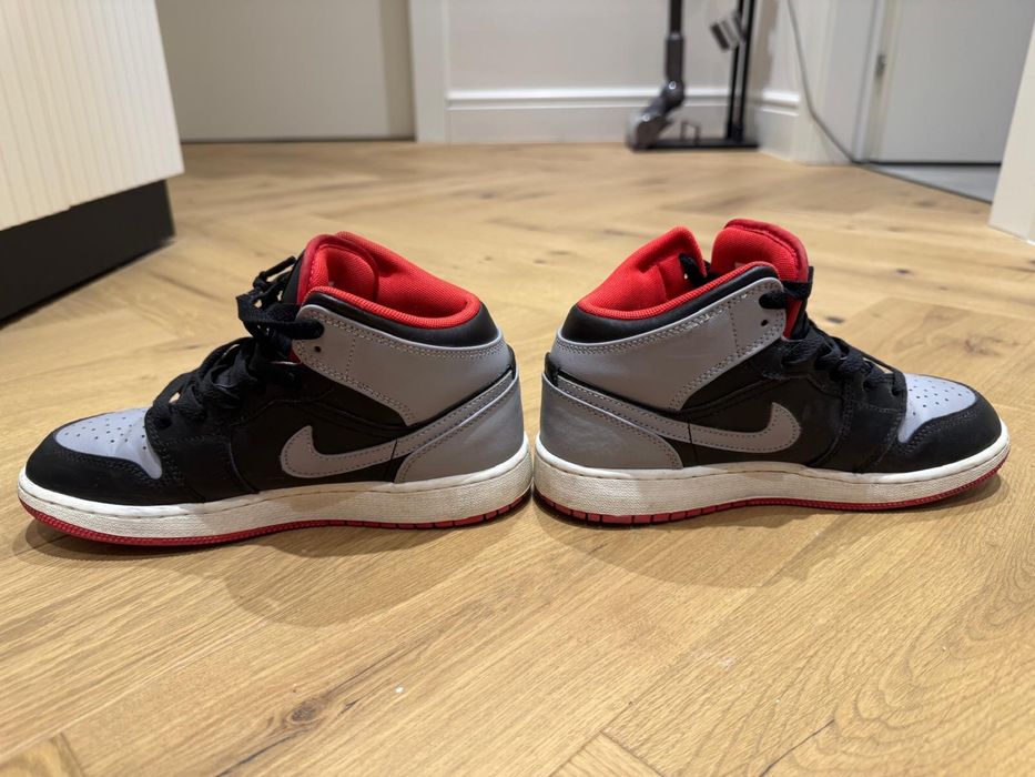 Tenesi Nike Off White si Jordan