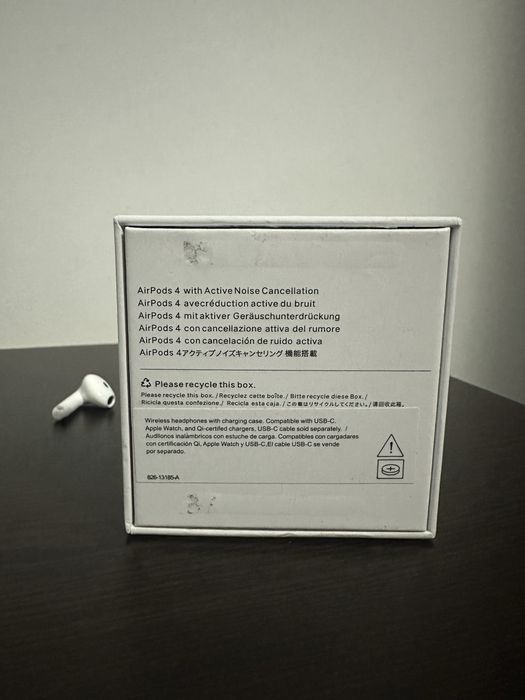 Слушалки AirPods 4 ANC