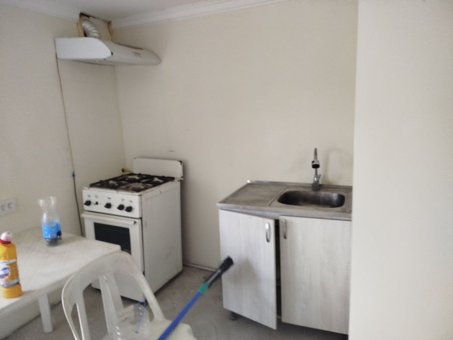 1 xona ijara yosh oilaga.