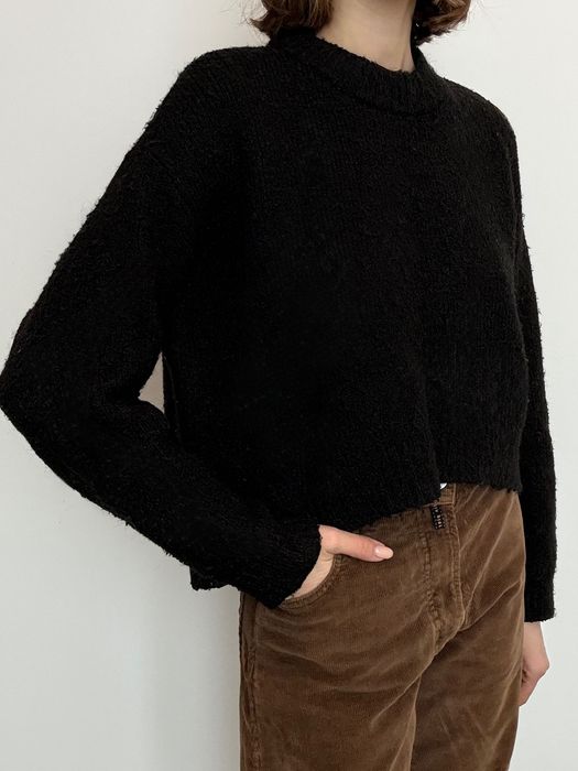 Черная теплая кофта