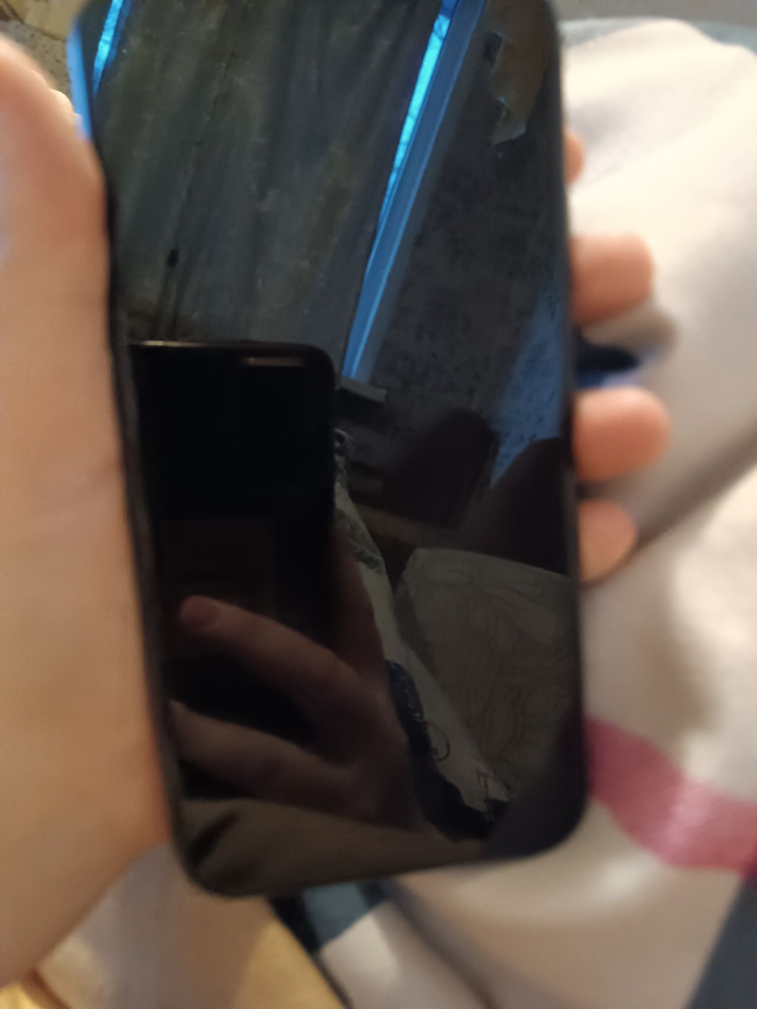 Iphone11  продаю