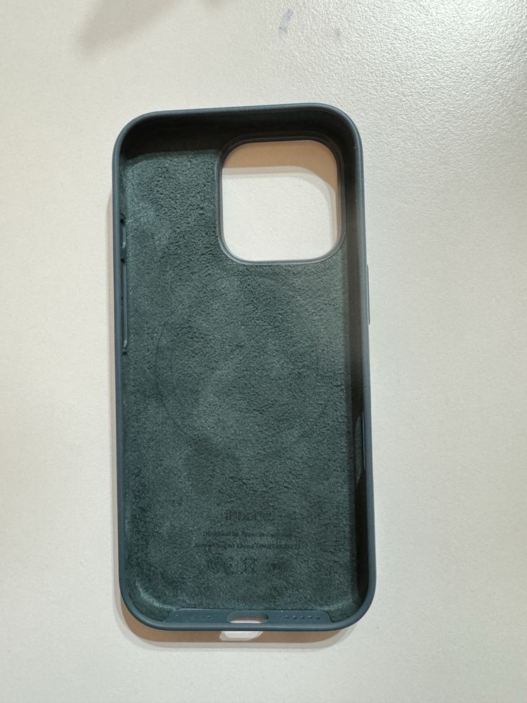 husa iphone 16 pro