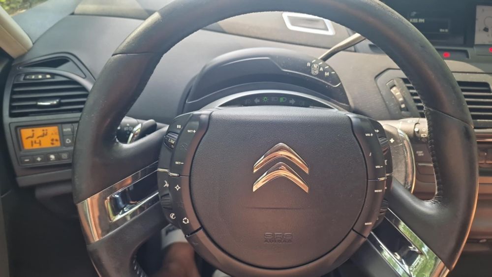 Vând Citroen C4 1.6 HDI