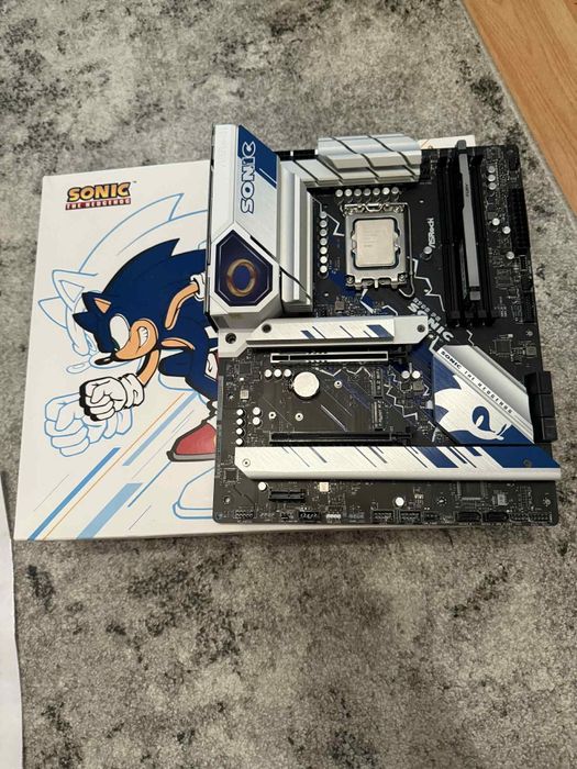 I7 14700KF + Z790 Sonic + 32GB Rgb