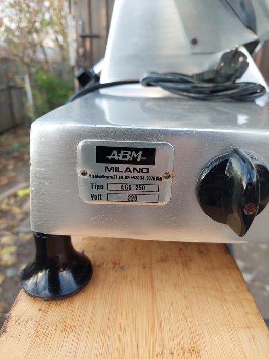 Feliator profesional ABM Milano.