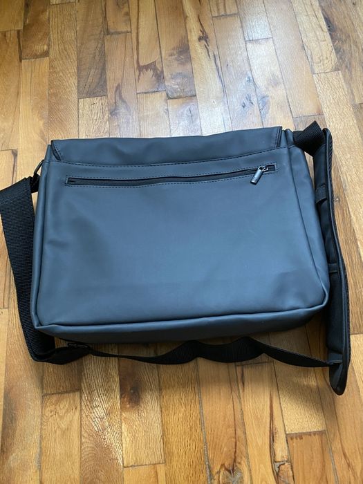 Чанта за лаптоп Pat Says Now 8"-13.4" Laptop Messenger Bag
