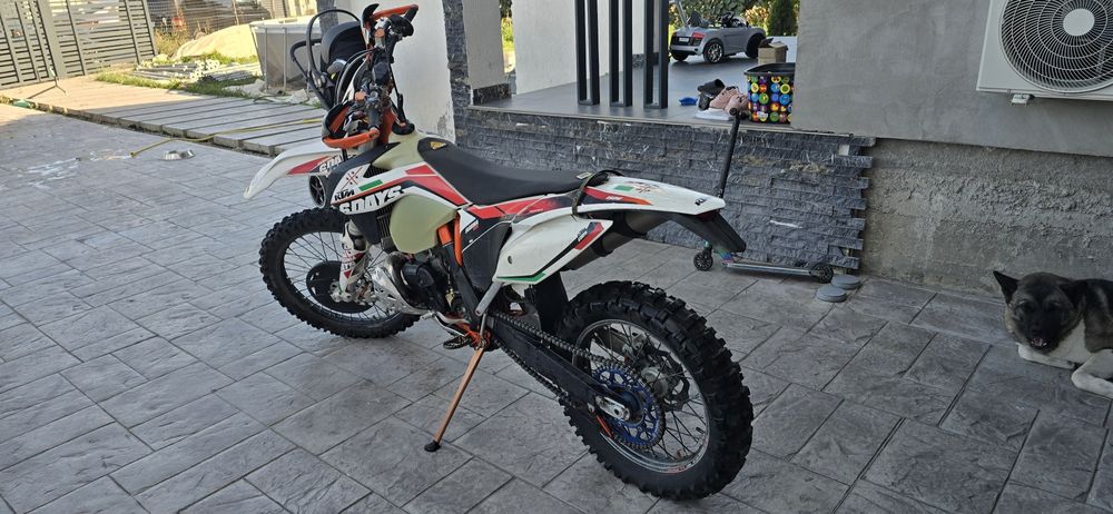 Ktm exc 250 six days