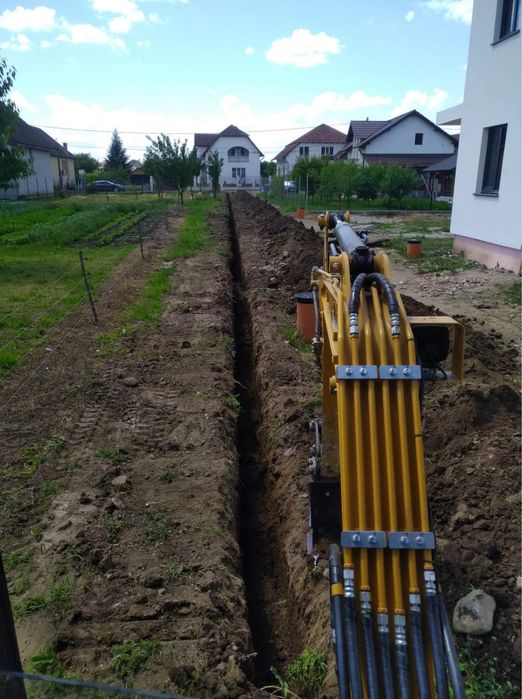 Excavator Excavare Canalizari Pluviale Fundatii Sapaturi