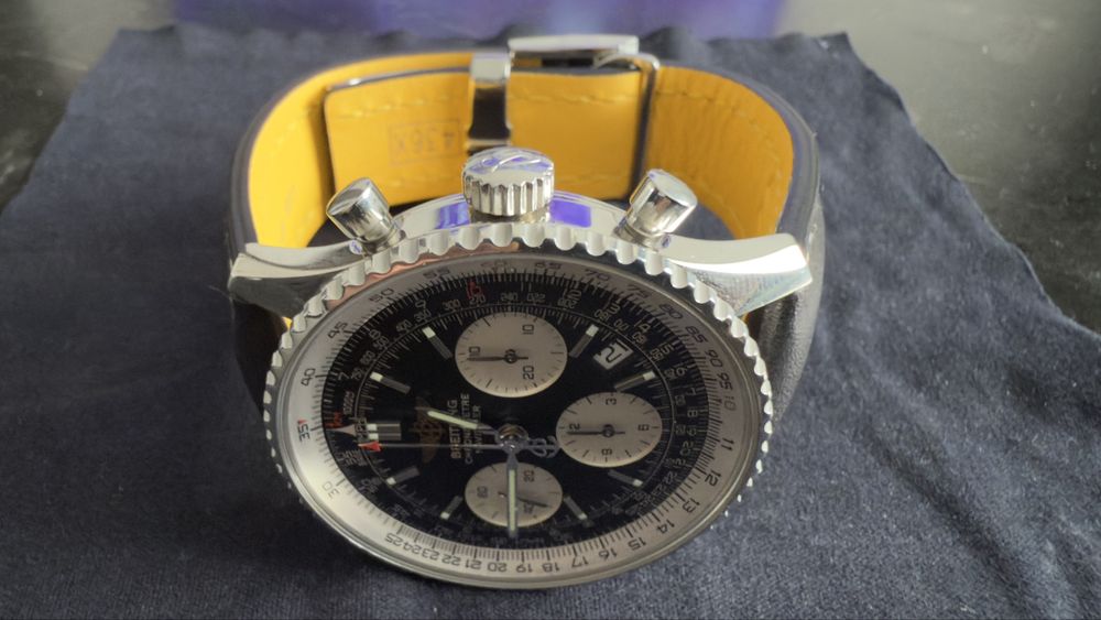 Breitling Navitimer A23322
