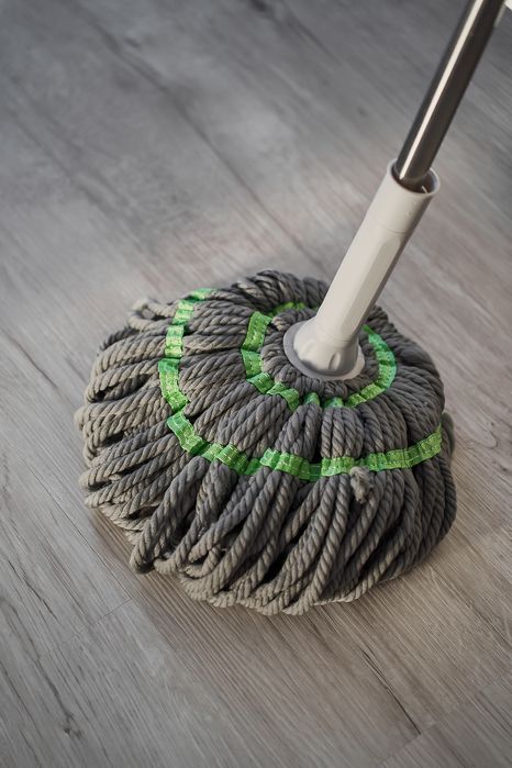 Швабра с отжимом по 2400