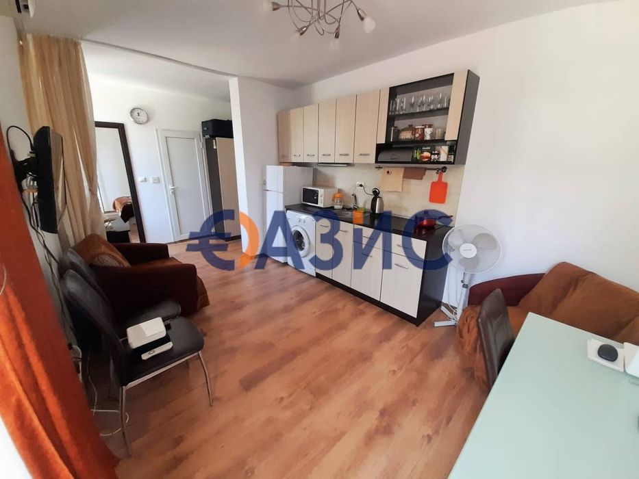 Продава се Двустаен апартамент в к.к. Слънчев бряг - 50 кв.м за 1160 €/кв.м - Снимка #6