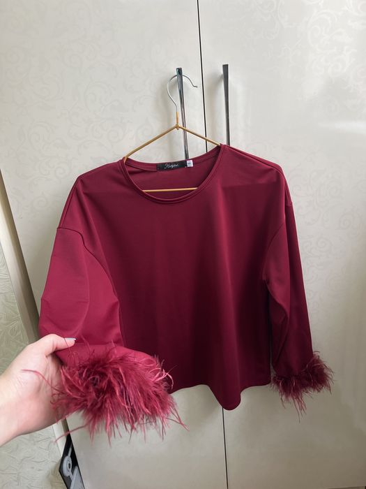 Продам кофту новую !