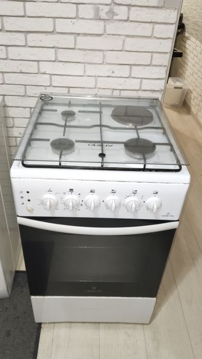 Продаю плиту кухонную