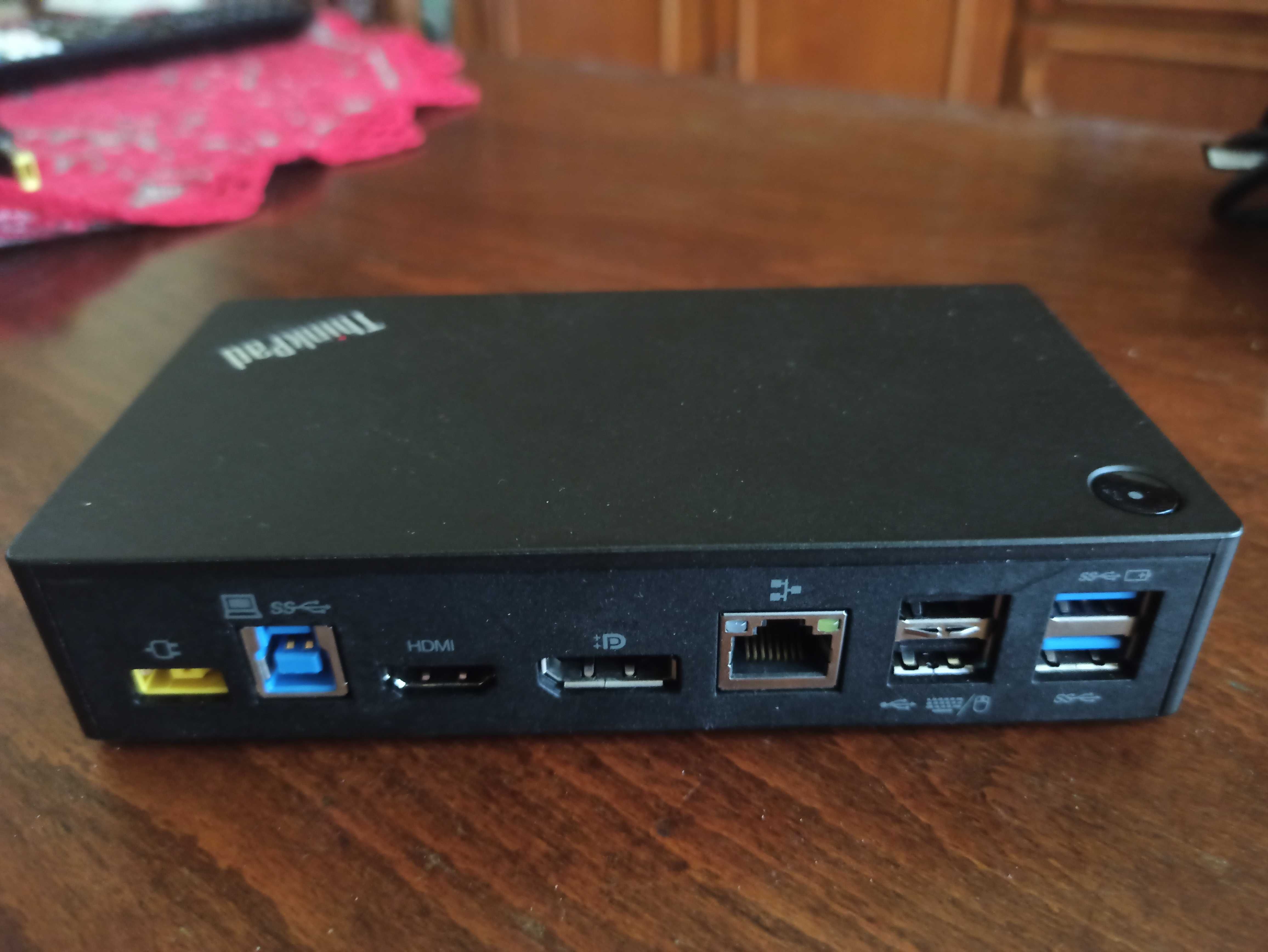 Set complet Docking Station Lenovo ThinkPad Ultra Dock