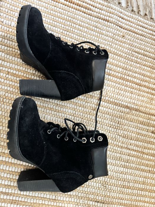 Черни Боти - 35 номер