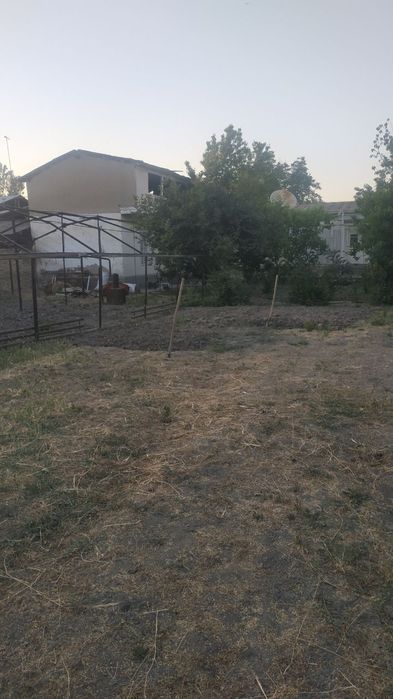 Уз уйти кумарикда Сергели туманида 13,3 сотихли ховли сотилади 1 сотиг