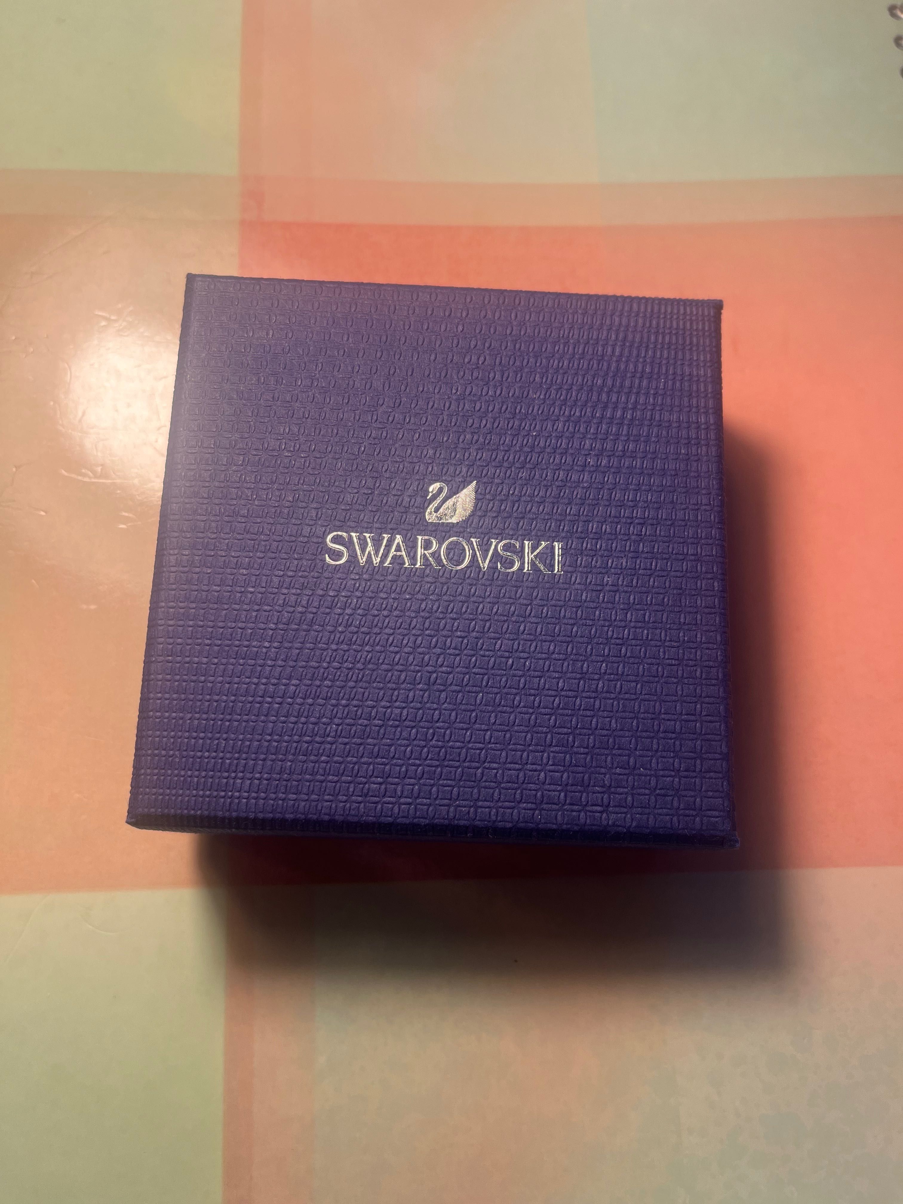 Нови оригинални обеци SWAROVSKI