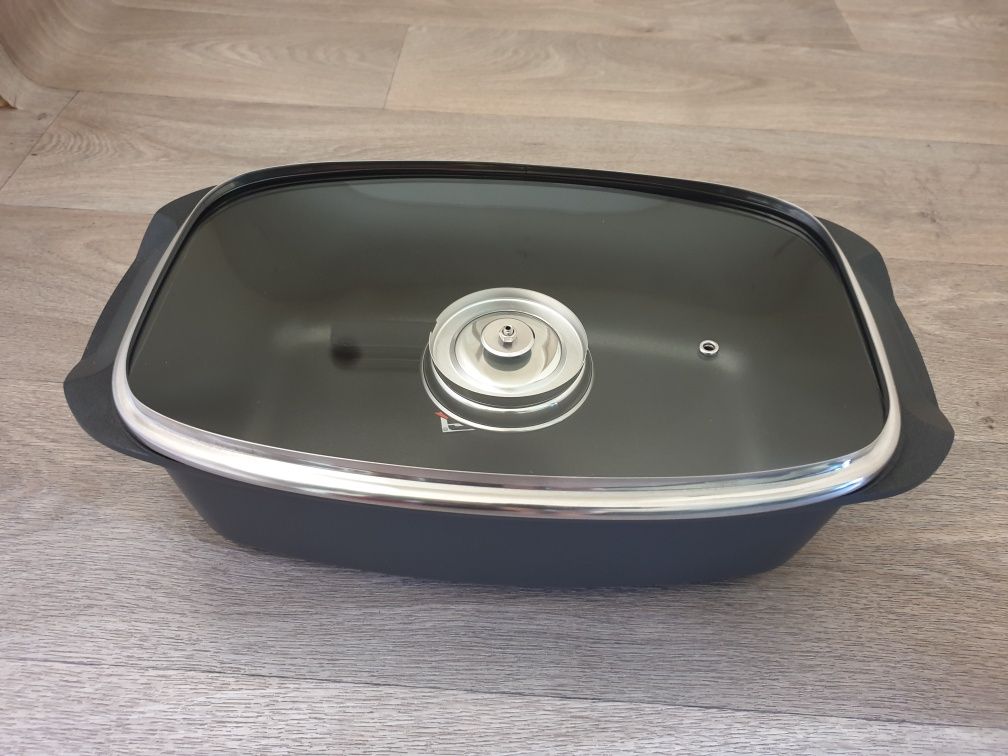 Vand cratita dreptunghiulara nouă 5,9 Litri cu capac