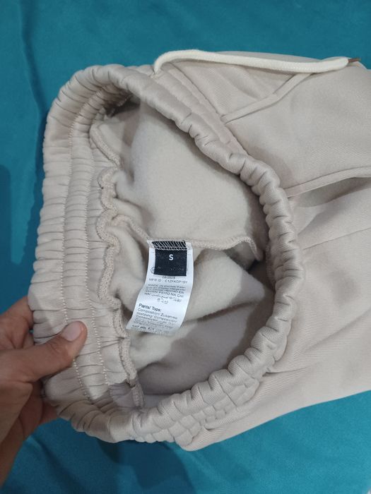 Нов екип С, но е уголемен с широк крачол