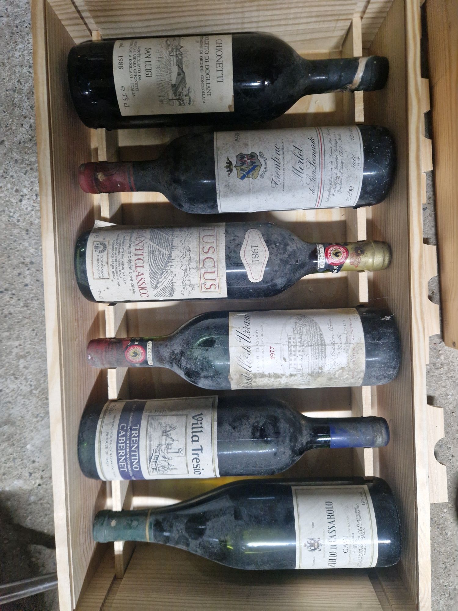 Vand vinuri vintage anii-1880-1993
