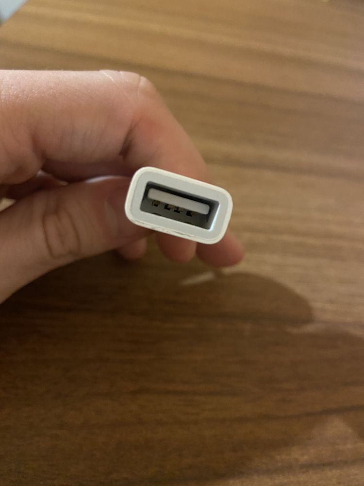 Адаптер - Lightning кабел към USB порт