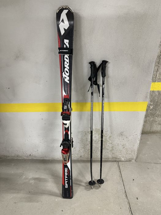 Продавам ски и щеки размер 152