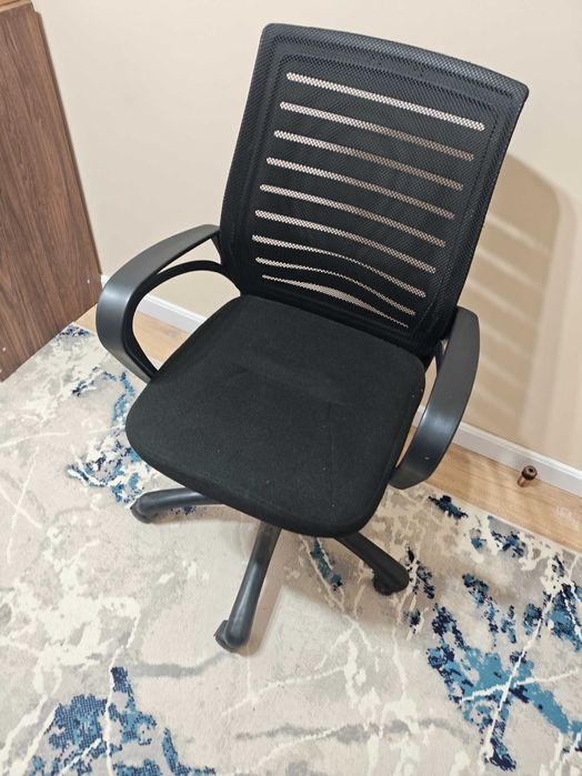 Компьютерное кресло