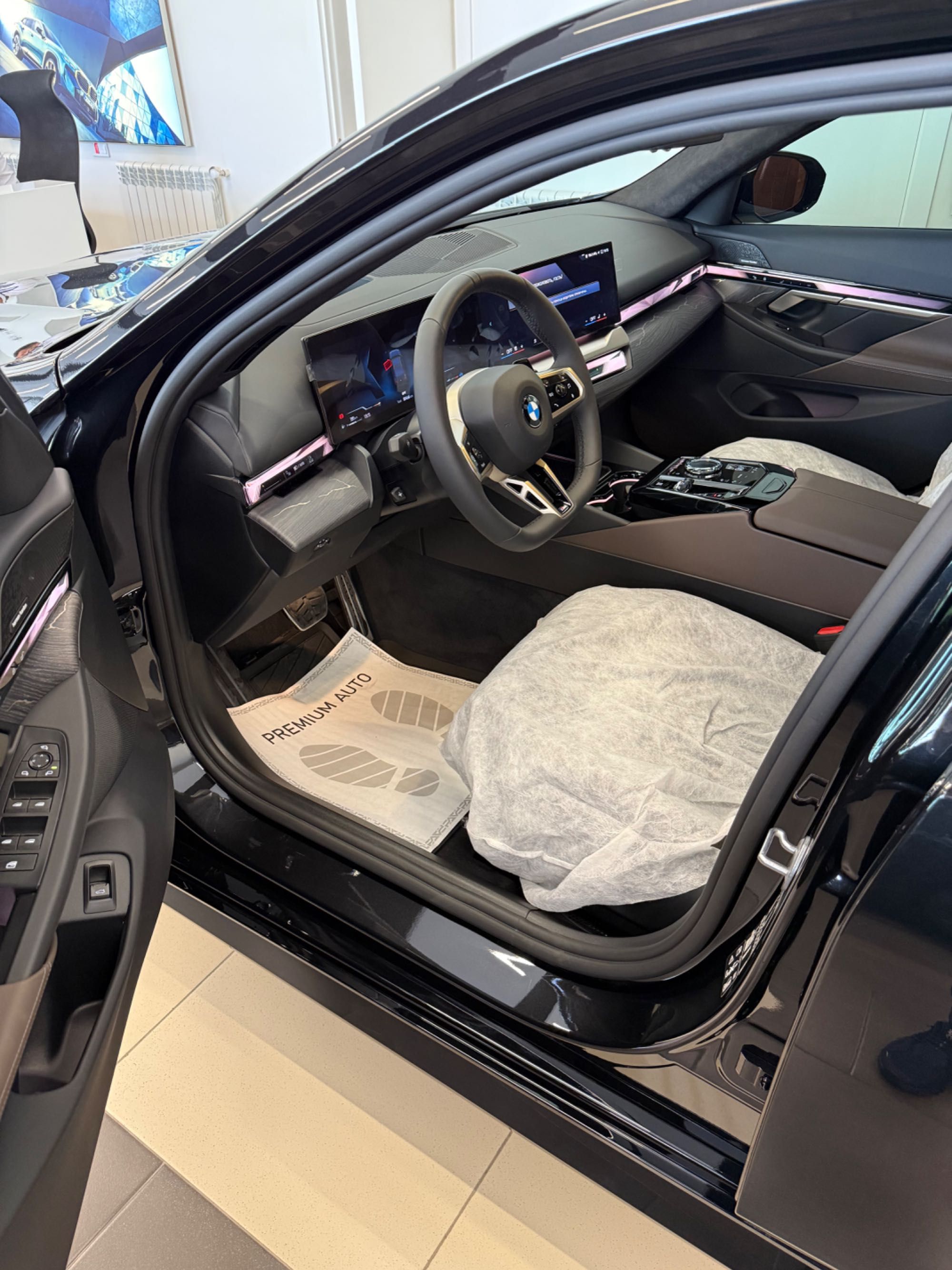 Продам BMW 530i xDrive c официальной гарантией