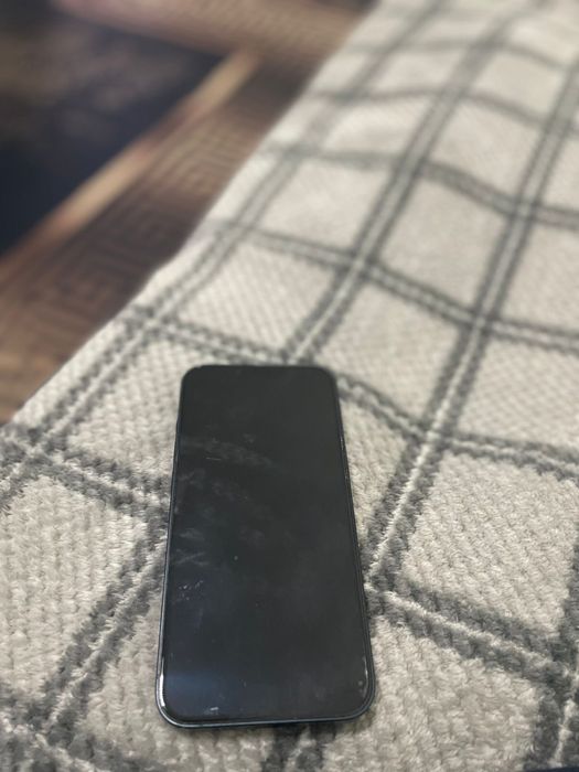 Продам или обмен айфон 13 128/82 без минусов фейс трутон каробка есть