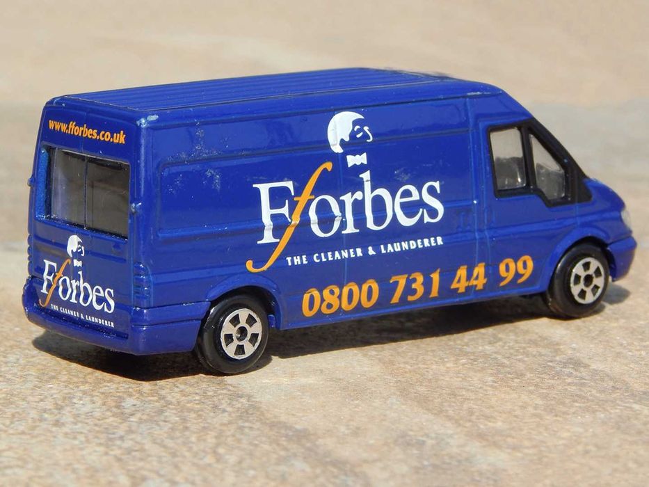 Jucarie Ford Transit III prefacelift Forbes 2000 Corgi sc 1:64 uzat