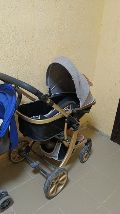 Коляска пролом почти новые