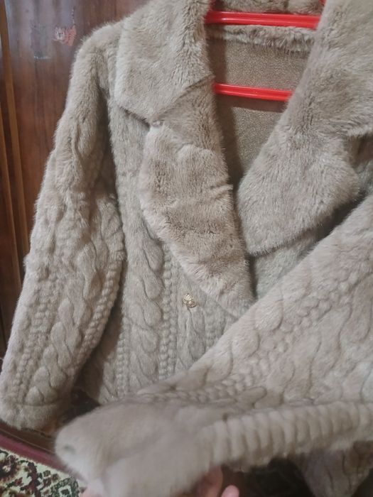 срочни сотилади 2та бир хил падаркага келди