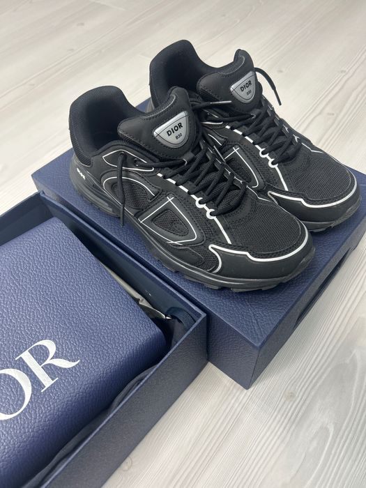 Dior b30 black reflective