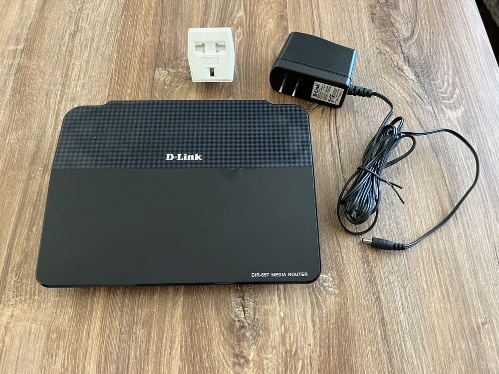 Рутер D-link DIR-657 300Mbps