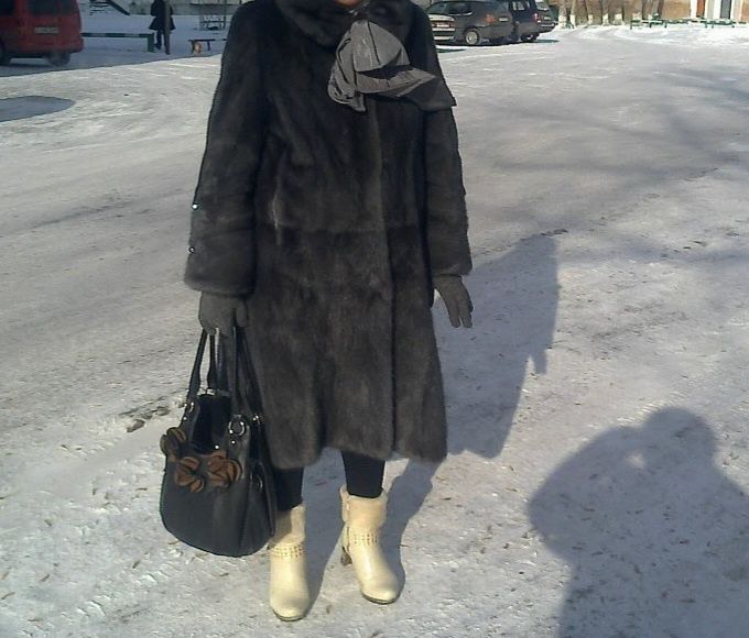 Продам норковую шубу.