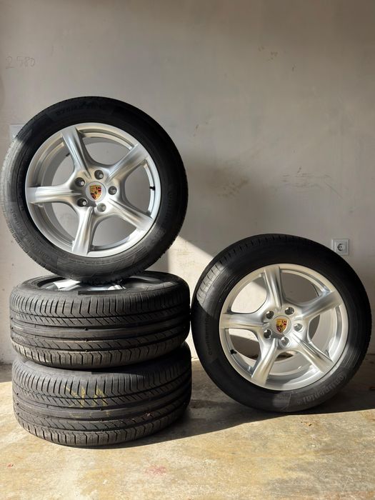 Оригинални джанти с гуми за Porsche
