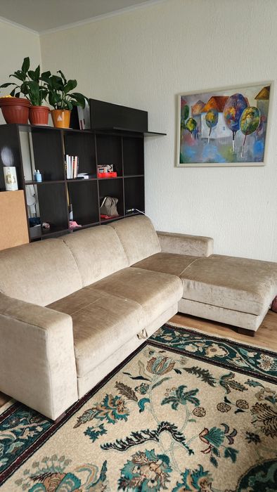 Продам диван за 40 000 тенге! Хороший рабочий, ДОБРОТНЫЙ диван!