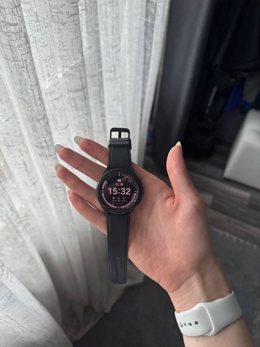 Смарт часы отличное состояние