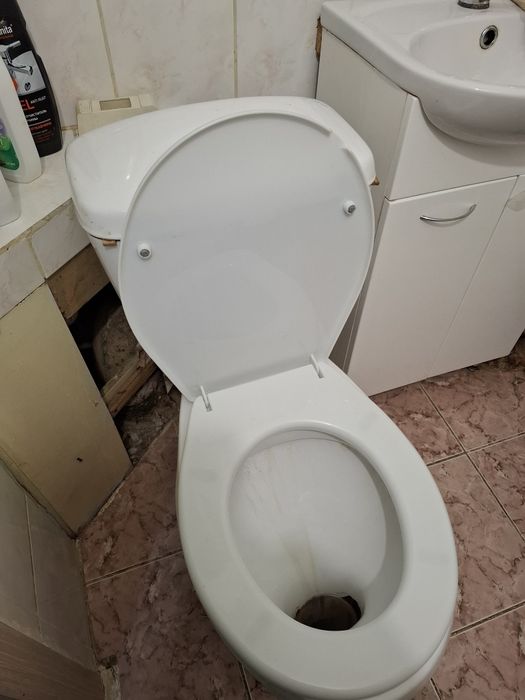 Продам унитаз б/у