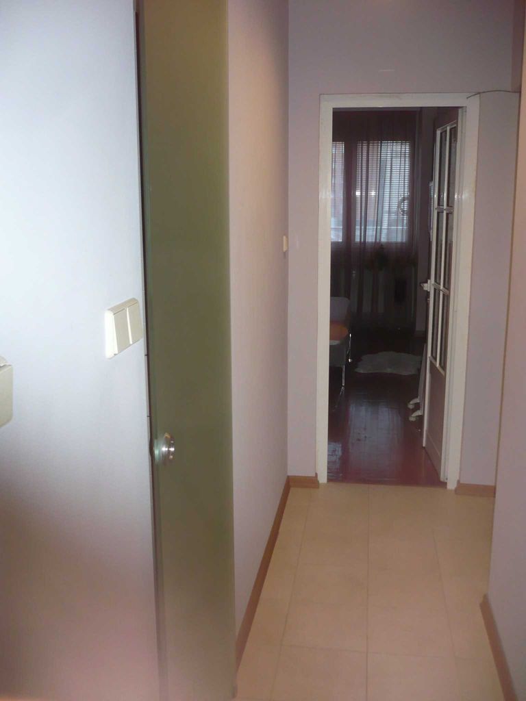 Дава се под наем Тристаен апартамент в София, Борово - 120 кв.м за 800 € - Снимка #3