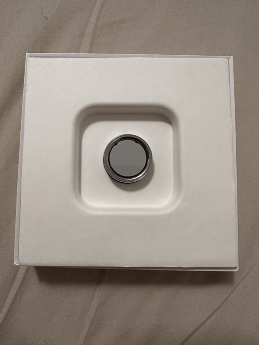 Oura ring 4, brushed silver, 9