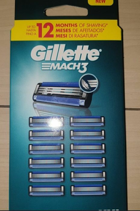 Set 12 rezerve Gillette Mach3 sigilat 
Livrez cu fan curier 
Predare p