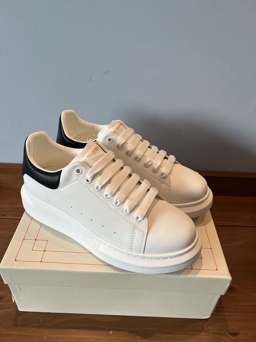 Alexander Mcqueen