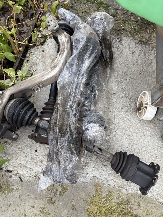 Части за AUDI A4 B6