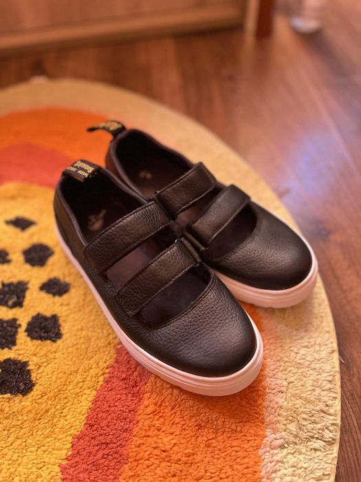 Pantofi stil mary jane Dr. Martens Mae 37