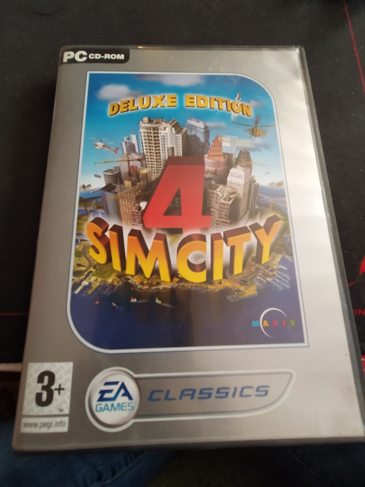 Продавам SIM CITY Deluxe edition