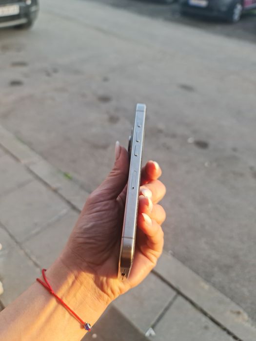 IPhone 15 pro БЕЗ забележка