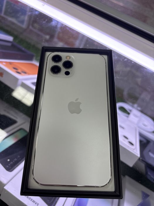 Продам iphone 12 pro