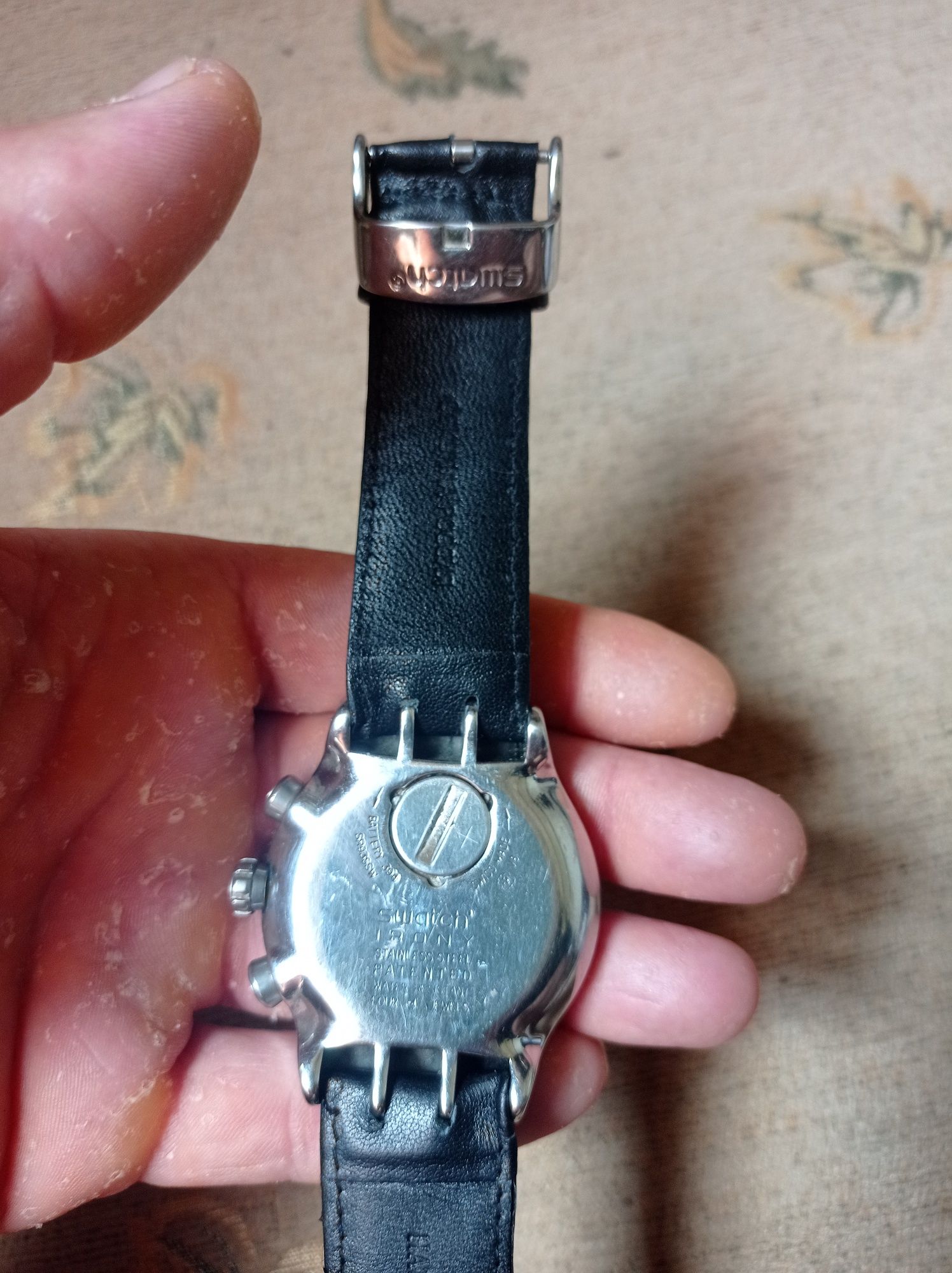 Продам часы Swatch IRONY